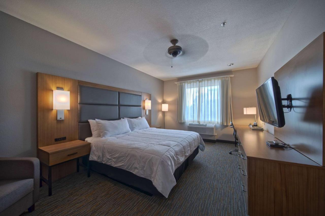 Отель Wingate By Wyndham Houston Bush Intercontinental Airport Aldine Экстерьер фото