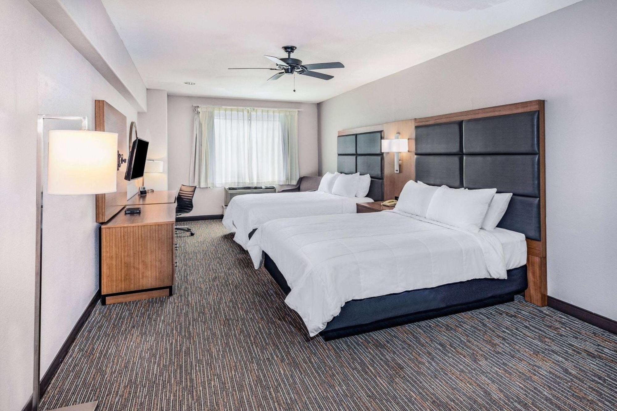 Отель Wingate By Wyndham Houston Bush Intercontinental Airport Aldine Экстерьер фото